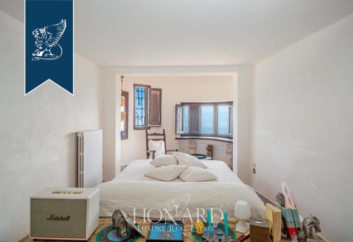 Image No.17-Villa de 5 chambres à vendre à Palermo