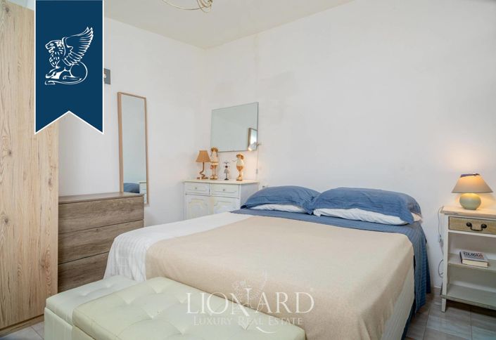 Image No.18-Villa de 5 chambres à vendre à Palermo