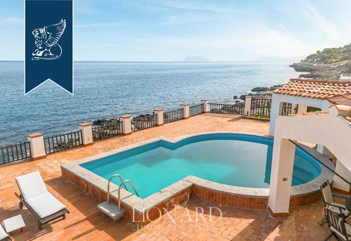 Image No.5-Villa de 5 chambres à vendre à Palermo