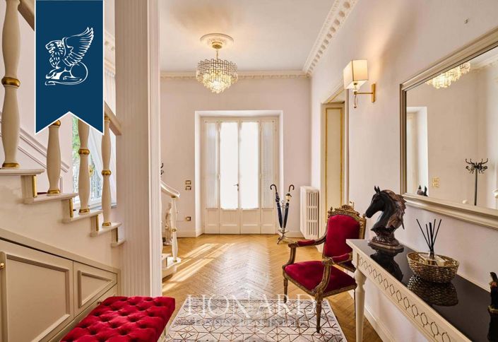 Image No.8-5 Bed Villa for sale