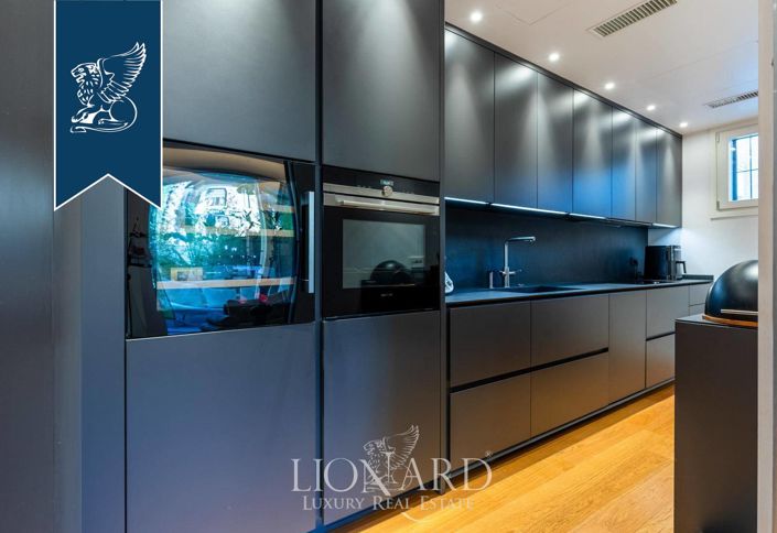 Image No.13-4 Bed Apartment for sale