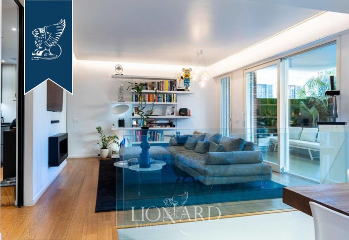 Image No.4-4 Bed Apartment for sale