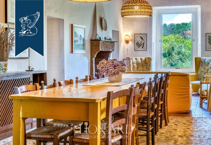 Image No.11-9 Bed Farmhouse for sale