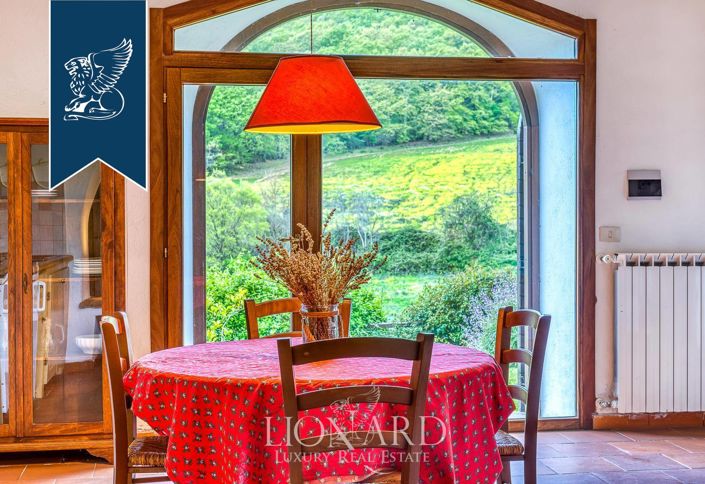 Image No.14-9 Bed Farmhouse for sale