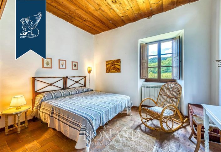 Image No.17-9 Bed Farmhouse for sale