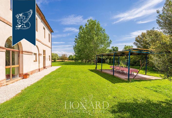 Image No.8-5 Bed Villa for sale