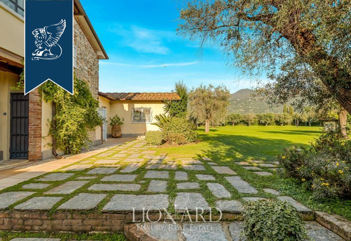 Image No.11-3 Bed Villa for sale