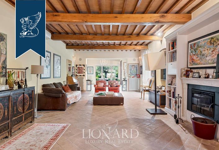 Image No.15-3 Bed Villa for sale