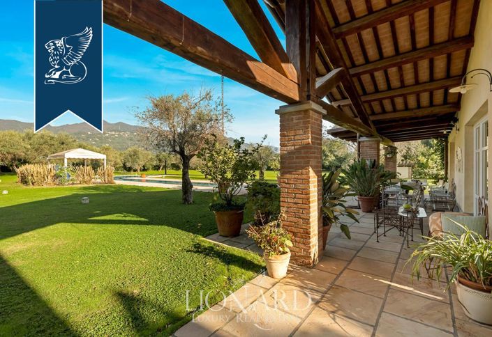 Image No.9-3 Bed Villa for sale