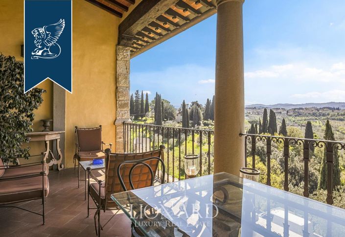 Image No.13-8 Bed Villa for sale