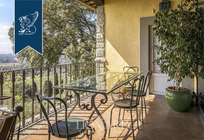 Image No.14-8 Bed Villa for sale