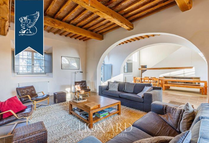 Image No.33-12 Bed Farmhouse for sale