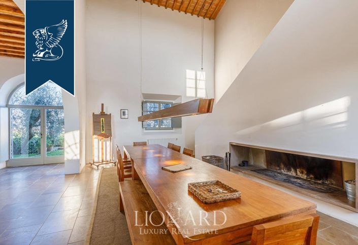 Image No.37-12 Bed Farmhouse for sale