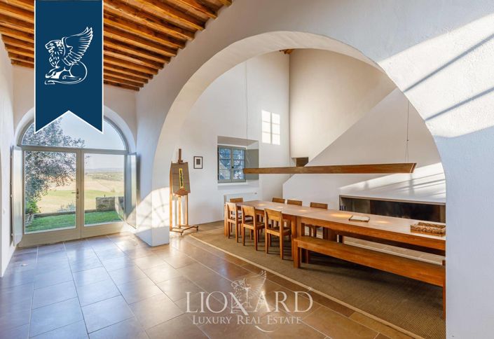 Image No.39-12 Bed Farmhouse for sale