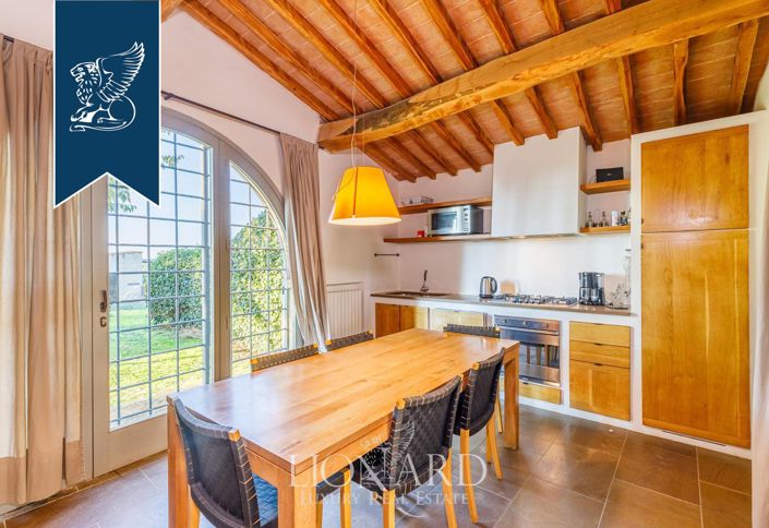 Image No.47-12 Bed Farmhouse for sale