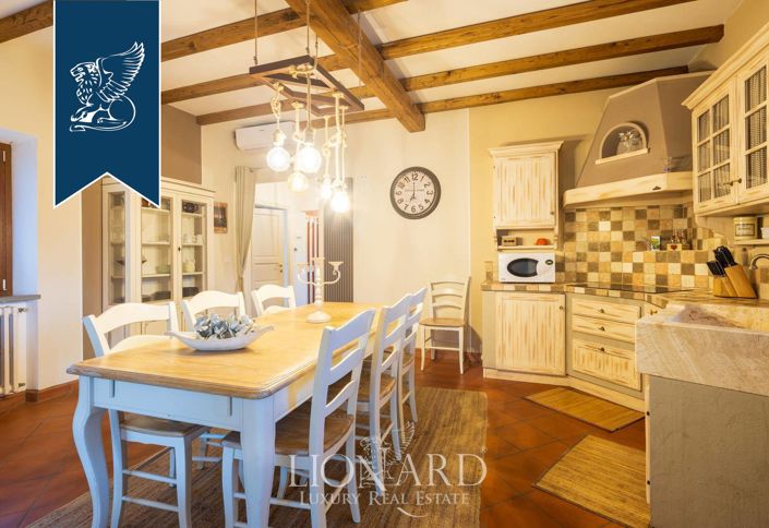 Image No.14-5 Bed Hotel for sale