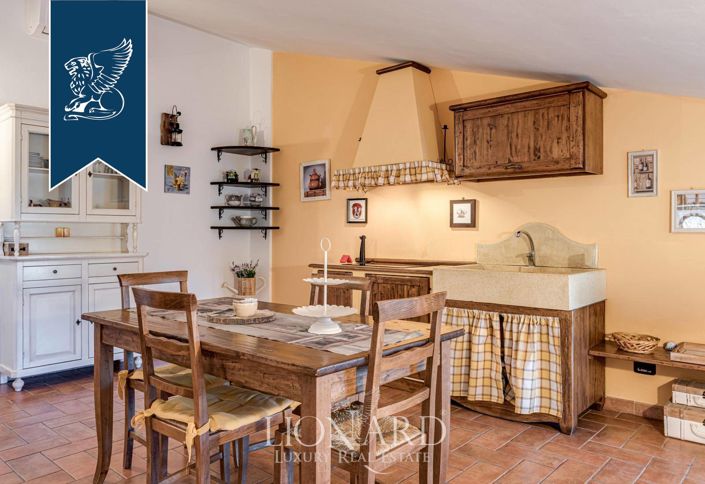 Image No.26-Ferme de 5 chambres à vendre à Arezzo