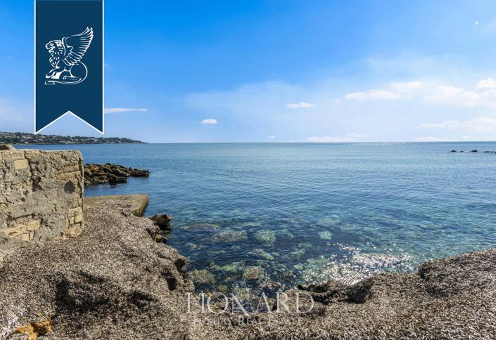 Image No.14-7 Bed Villa for sale