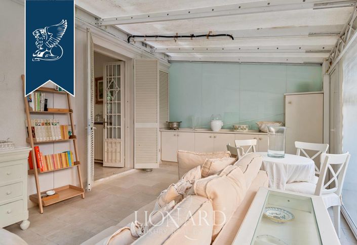 Image No.10-3 Bed Villa for sale