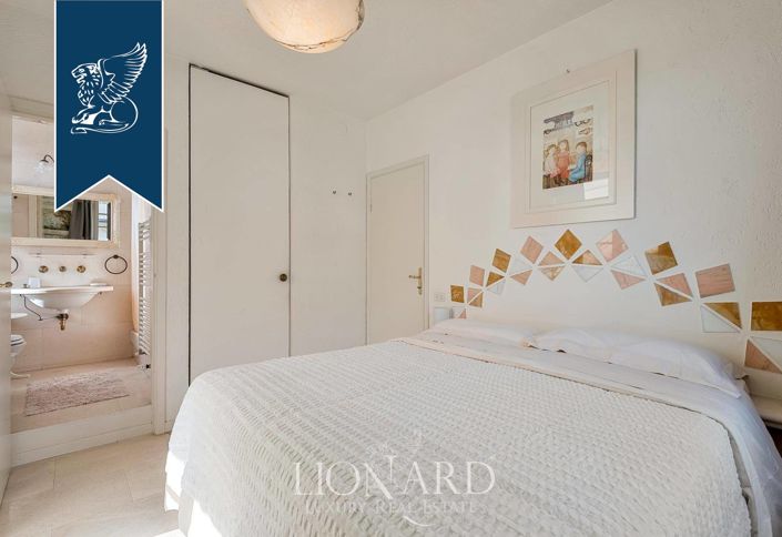 Image No.12-3 Bed Villa for sale