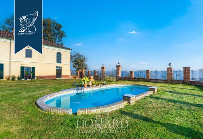 Image No.5-10 Bed Property for sale