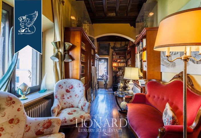 Image No.18-20 Bed Property for sale