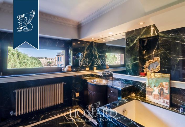 Image No.23-20 Bed Property for sale