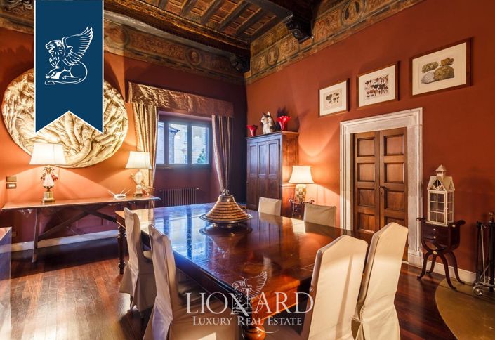 Image No.4-20 Bed Property for sale