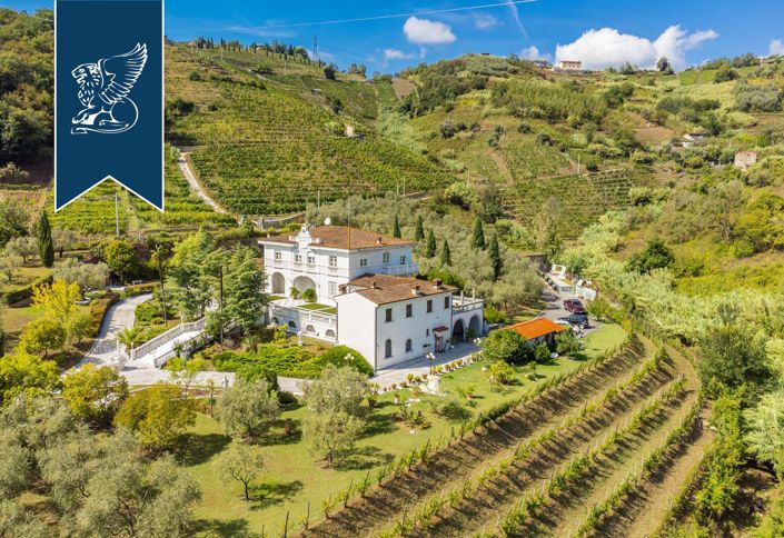 Image No.2-6 Bed Villa for sale