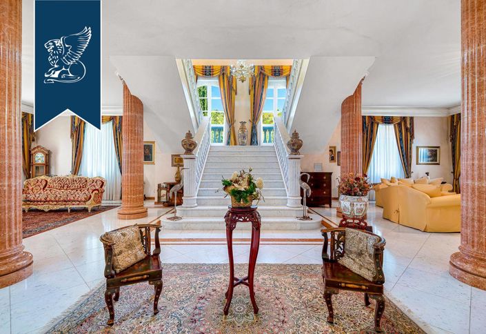 Image No.9-6 Bed Villa for sale