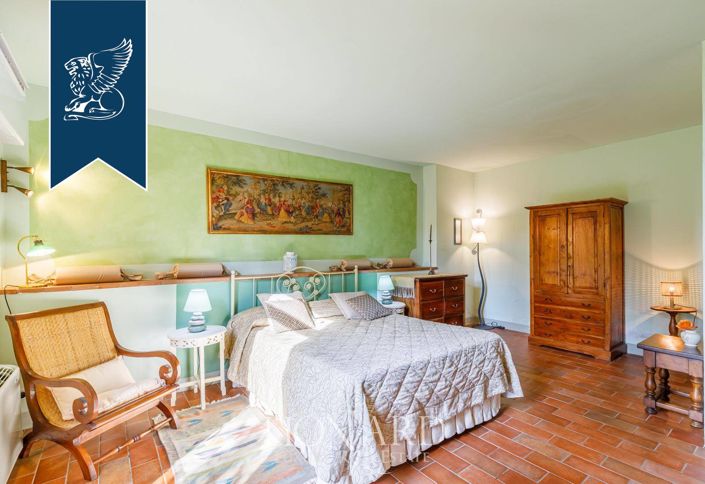 Image No.27-Ferme de 11 chambres à vendre à Certaldo