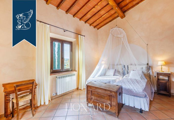 Image No.38-Ferme de 11 chambres à vendre à Certaldo