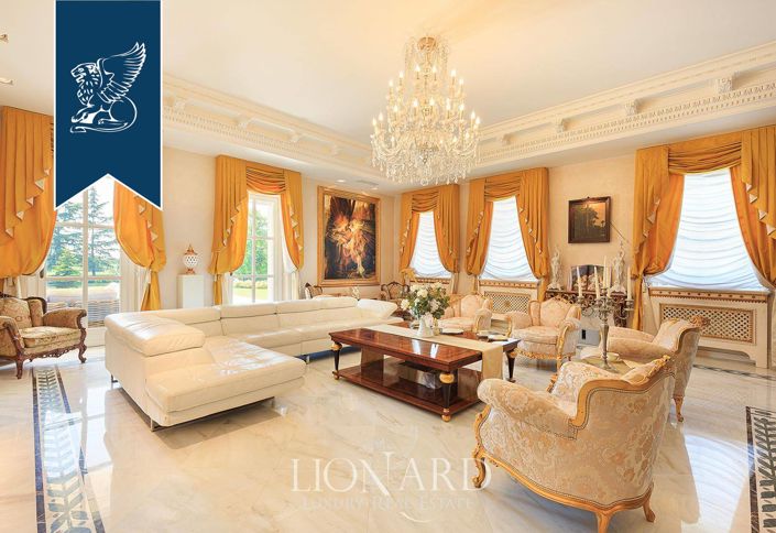 Image No.15-6 Bed Villa for sale