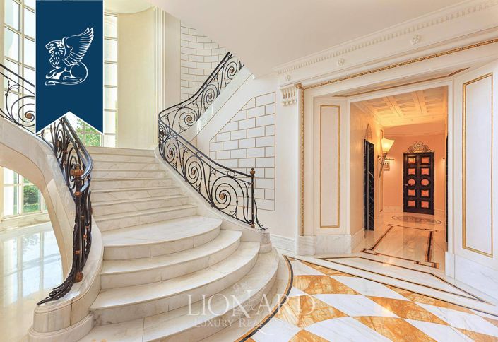 Image No.12-6 Bed Villa for sale