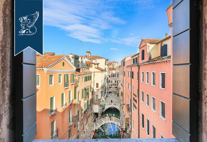 Image No.17-4 Bed Flat for sale