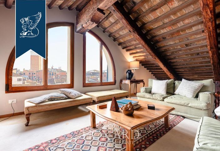 Image No.2-4 Bed Flat for sale