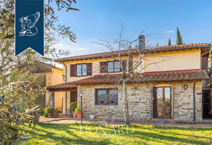 Image No.6-30 Bed Farmhouse for sale