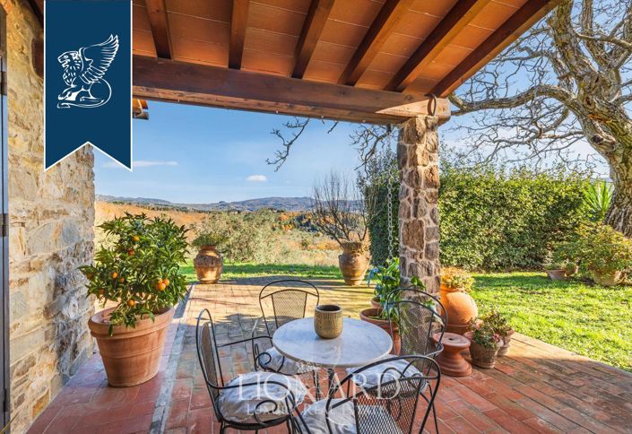 Image No.8-30 Bed Farmhouse for sale