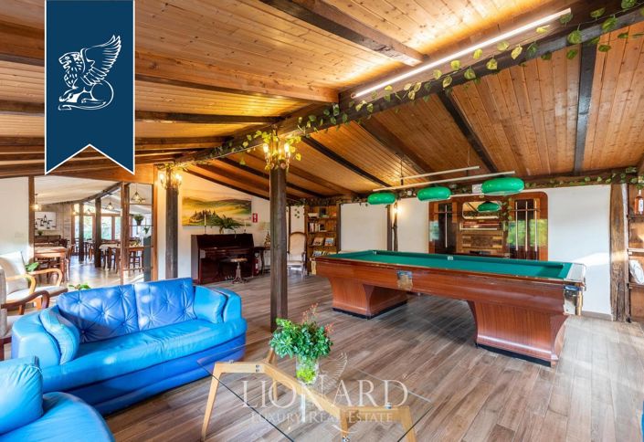 Image No.16-15 Bed Hotel for sale