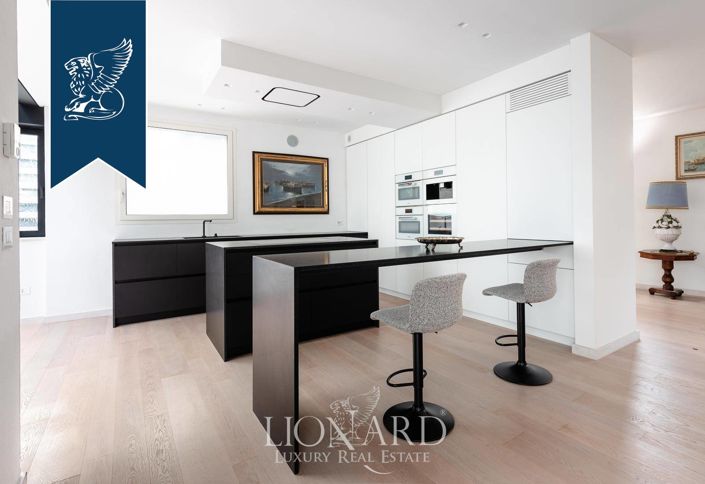 Image No.9-4 Bed Villa for sale