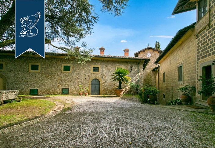 Image No.16-40 Bed Property for sale