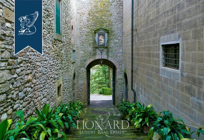 Image No.20-40 Bed Property for sale