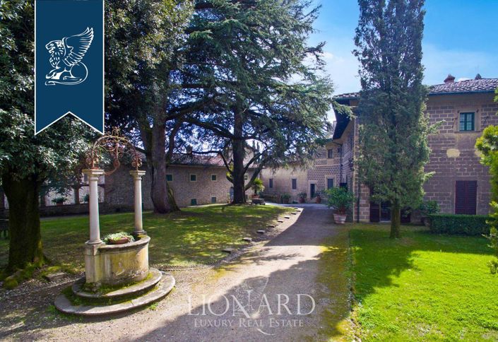 Image No.8-40 Bed Property for sale