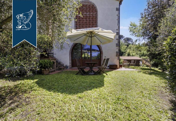 Image No.6-6 Bed Villa for sale