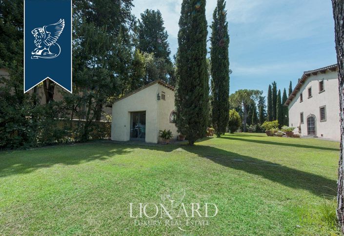 Image No.8-6 Bed Villa for sale