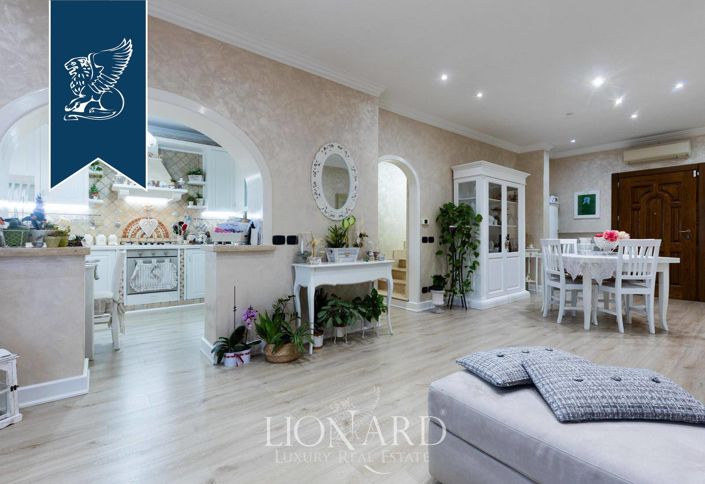 Image No.16-Villa de 5 chambres à vendre à Monterotondo