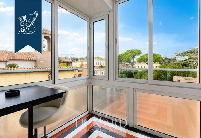 Image No.16-6 Bed Apartment for sale