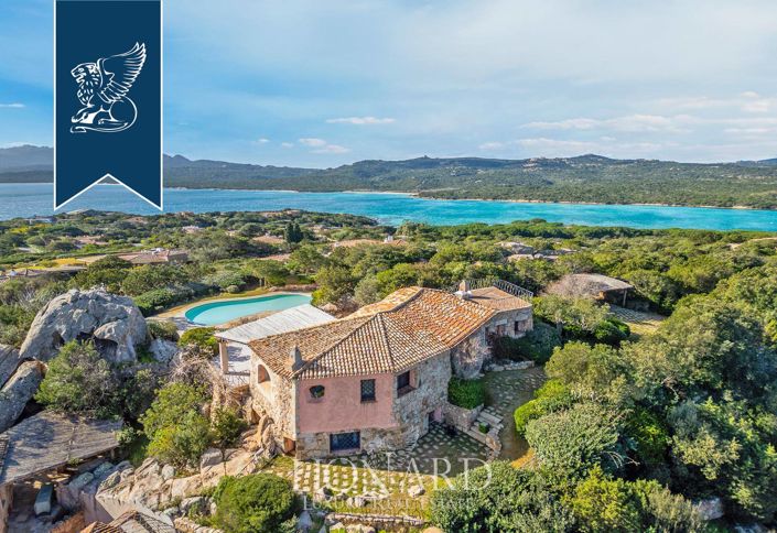 Image No.1-Villa de 6 chambres à vendre à Arzachena