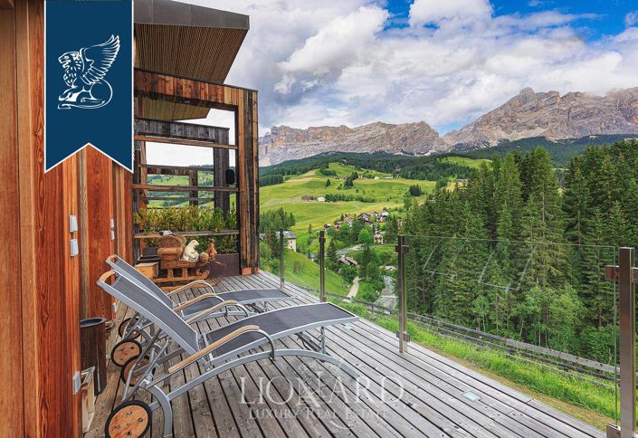 Image No.17-6 Bed Villa for sale
