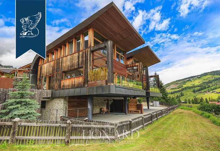 Image No.13-6 Bed Villa for sale